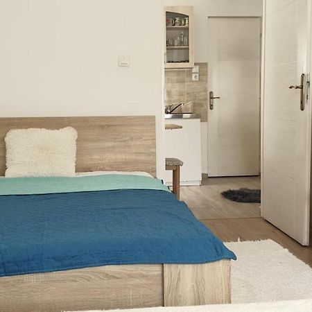 Napfeny Apartmanhaz Balatonberény Buitenkant foto