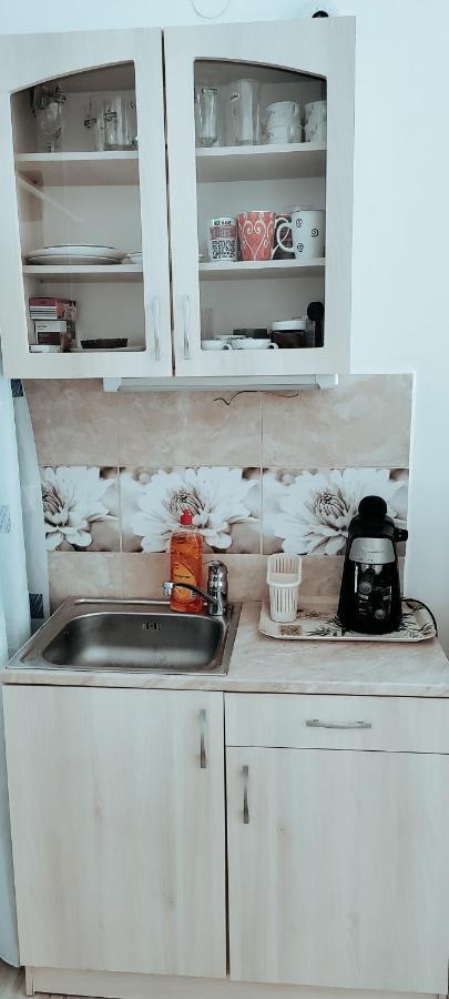 Napfeny Apartmanhaz Balatonberény Buitenkant foto