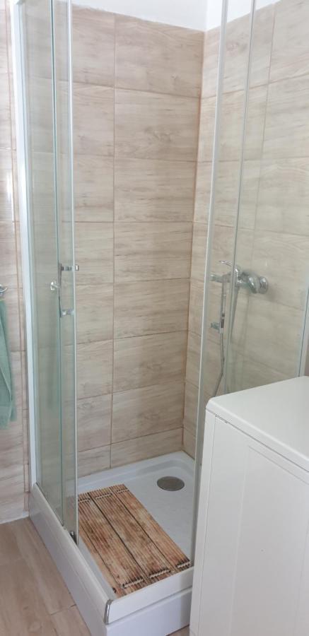 Napfeny Apartmanhaz Balatonberény Buitenkant foto